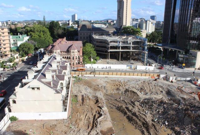 Construction site for Queens Wharf.